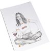 affiche de dessin de femme assise en tailleur avec un t-shirt 1976 et un verre de vin dans la main