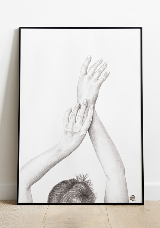 dessin de bras et mains de femme vue de dos
