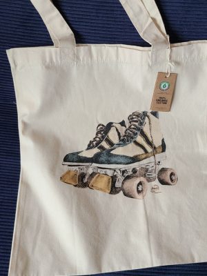 tote bag imprimé avec un dessin de rollers vintage